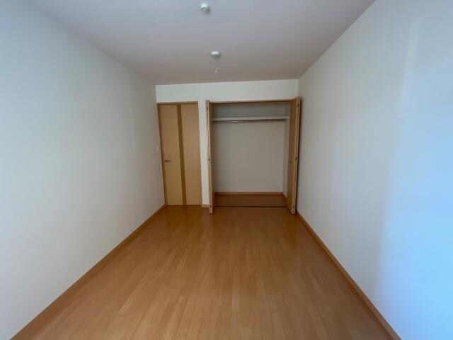 物件内観写真6　(洋室)