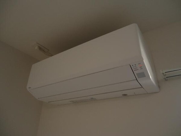 建物設備(エアコン)