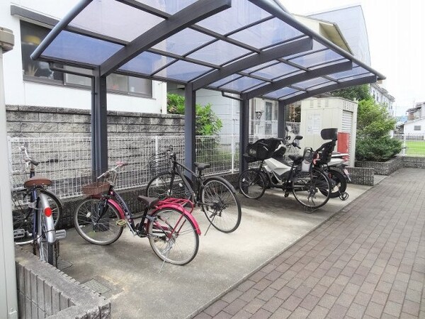 その他(駐輪場)