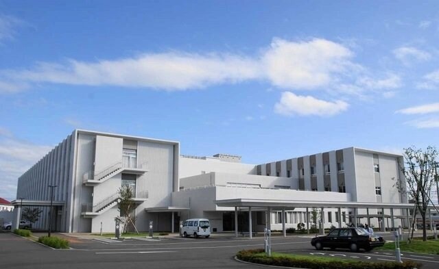 物件外観写真3　(香川県立白鳥病院さんまで240m)