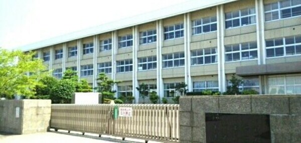 周辺環境(市立小学校・中学校さんまで1380m)