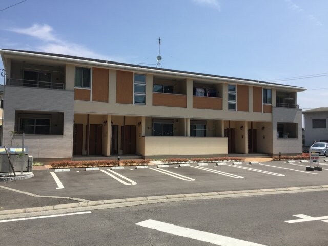 物件外観写真1　(外観も気になるポイント)