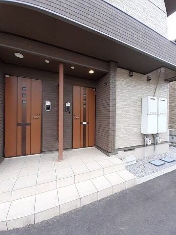 物件外観写真2　