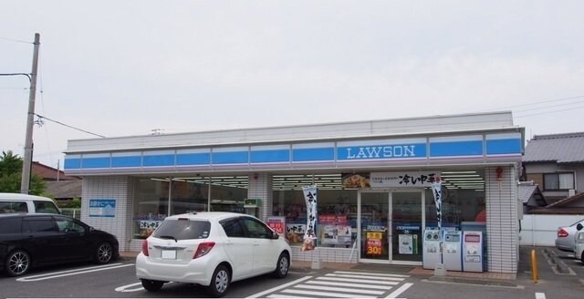 物件外観写真7　(ローソン東かがわ三本松店様まで1000m)