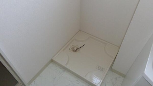 その他(室内洗濯機置場)