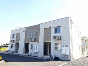 クローバー　ポンドＥ外観写真