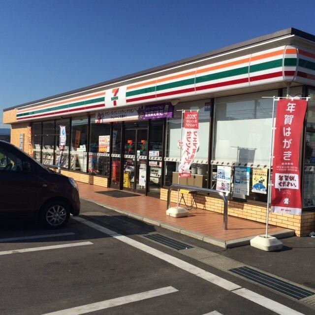 物件外観写真4　(セブンイレブン高松三谷町店まで1,156ｍ)