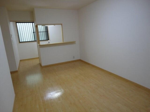 物件内観写真10　(リビング)