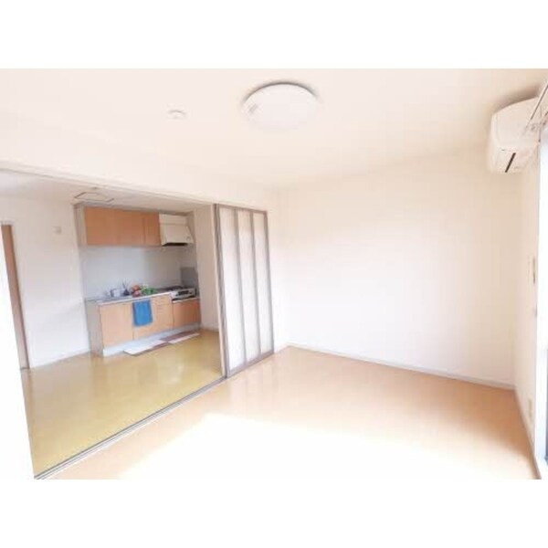 居室(他部屋参照)