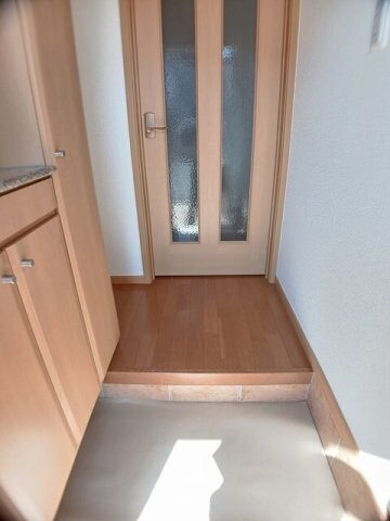 物件内観写真15　(玄関です)