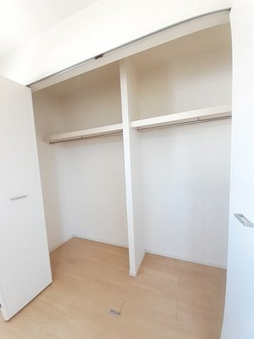 物件内観写真14　(ちょっとした収納スペースも充実しています)