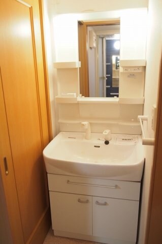 物件内観写真15　(使いやすい洗面所です)