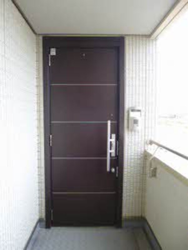 玄関(他部屋参照)