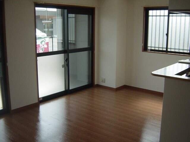 物件内観写真9　(リビング)