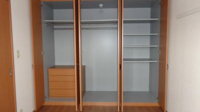 物件内観写真16　(クローゼット)