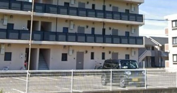 建物設備(駐車場)
