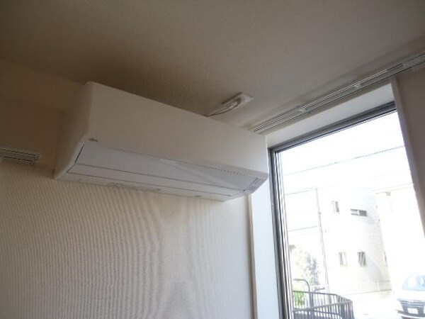 建物設備(エアコン)