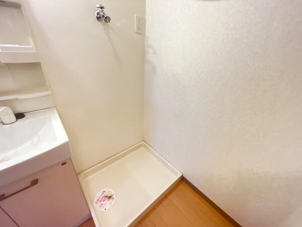 建物設備(洗濯機置場)