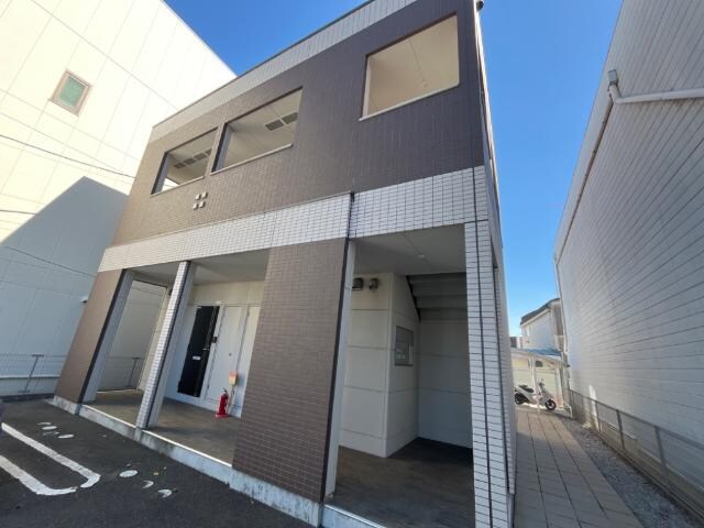 物件外観写真1　(外観写真（昼）)