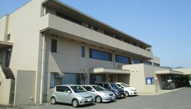 物件外観写真6　(協和病院さんまで1300m)