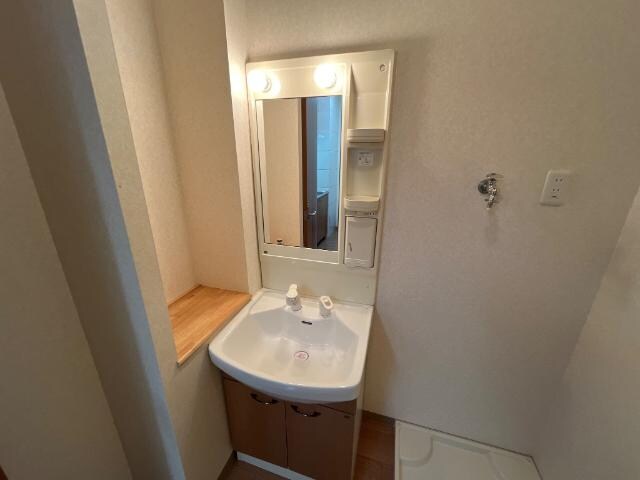 物件内観写真14　(洗髪洗面化粧台)