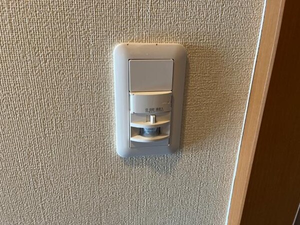 建物設備(人感センサー)