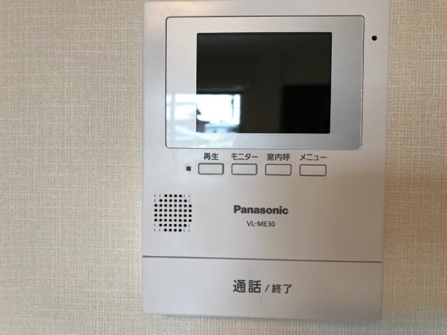 物件内観写真19　(カメラ付インターホン)