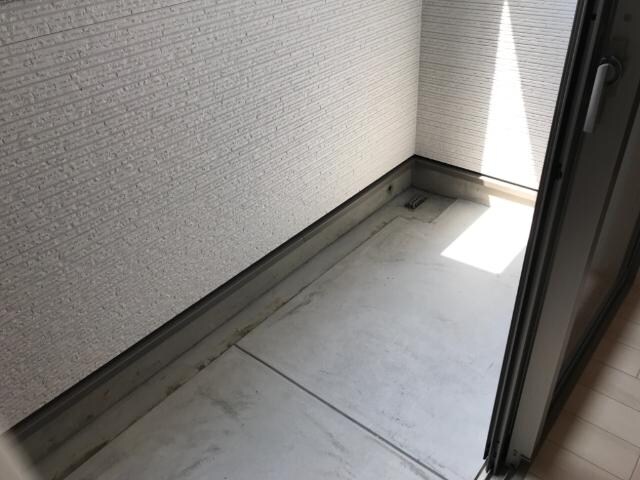 物件内観写真22　(ベランダ)