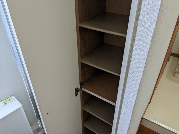 内装他