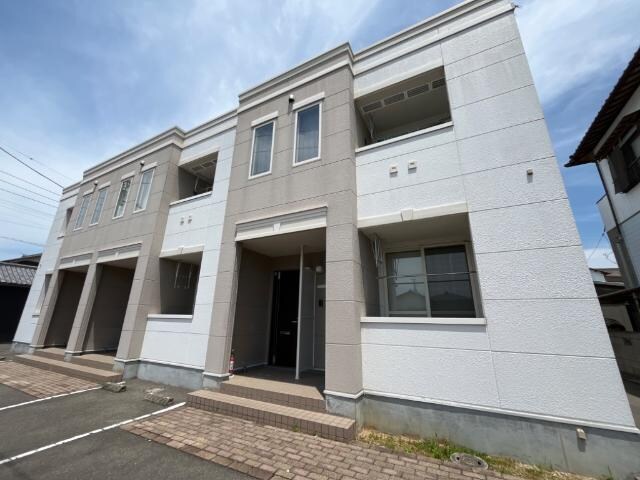 物件外観写真1　(外観写真（昼）)