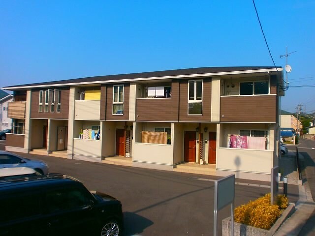 物件外観写真1　(外観も気になるポイント)