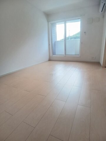 物件内観写真9　(使いやすいリビングです)