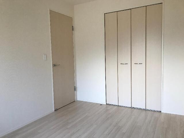 物件内観写真16　(洋室)