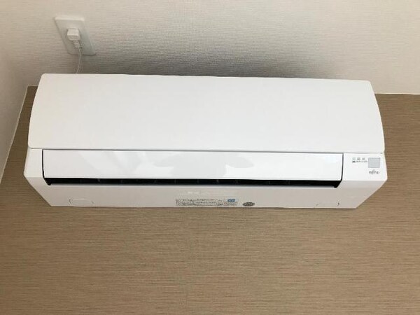 建物設備(エアコン)