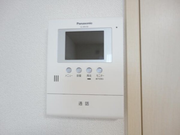 内装他(カメラ付インターホン)