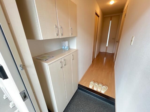 物件内観写真20　(玄関)