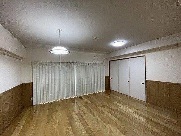 居室(リビング（原状回復工事後2025/9）)