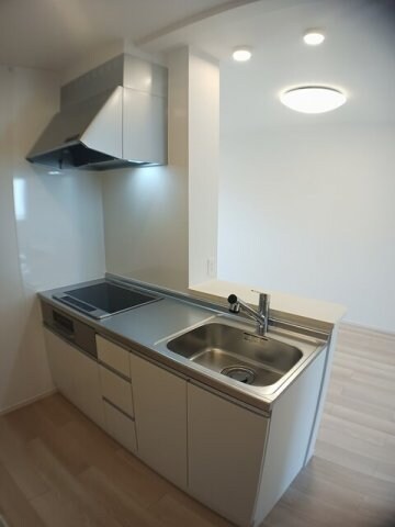 物件内観写真10　(キッチンでお料理をお楽しみください)