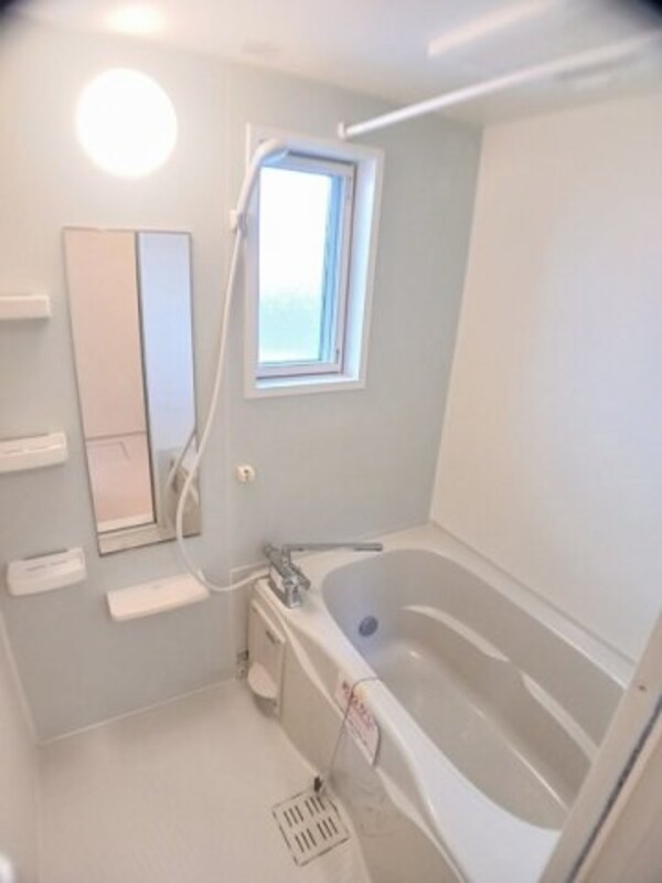 浴室(ゆったり過ごせるお風呂です)