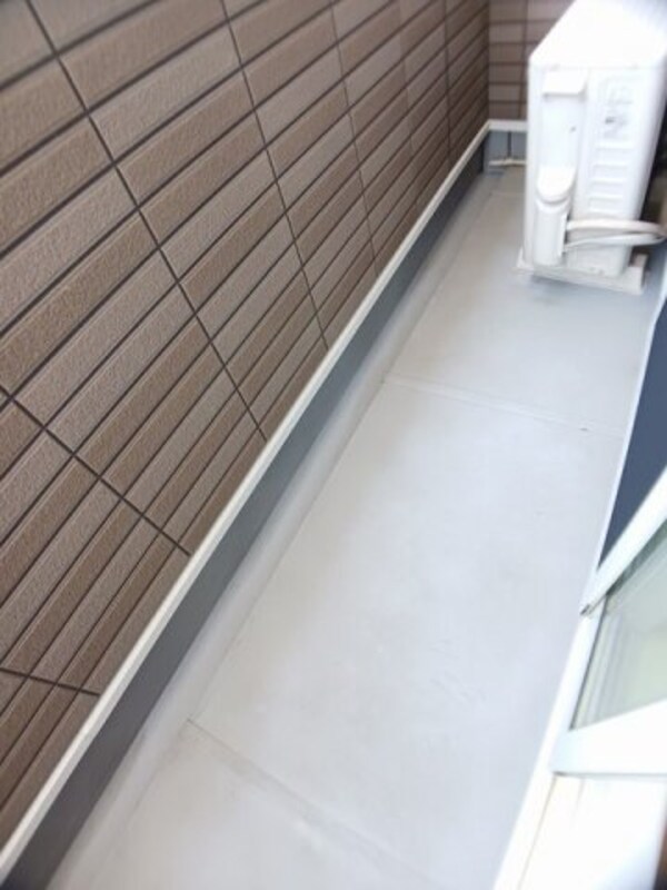 バルコニー(陽当たり良好なバルコニーです)