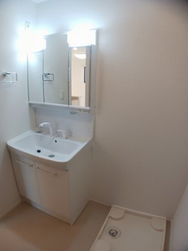 洗面・脱衣所(脱衣スペースもあります)