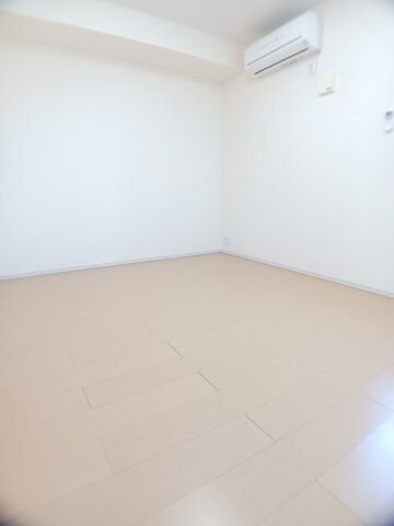 物件内観写真12　(内装です)