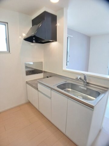 物件内観写真10　(キッチンでお料理をお楽しみください)