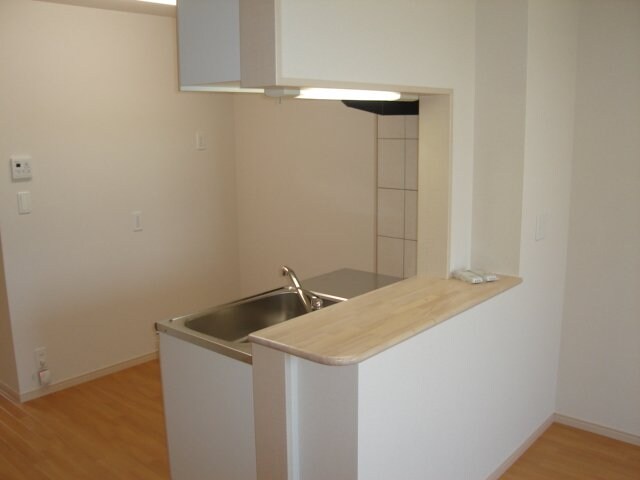 物件内観写真3　(キッチン)