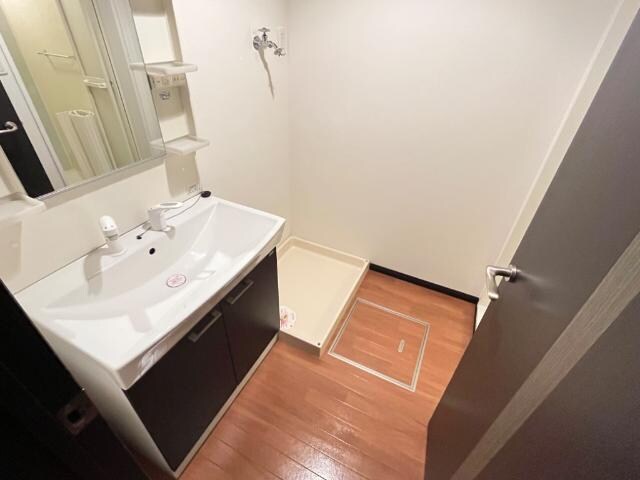 物件内観写真13　(洗面)