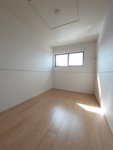 物件内観写真12　(内装もきれいです)