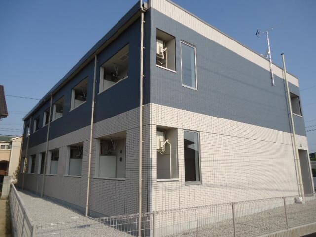 物件外観写真2　(外観写真（昼）)