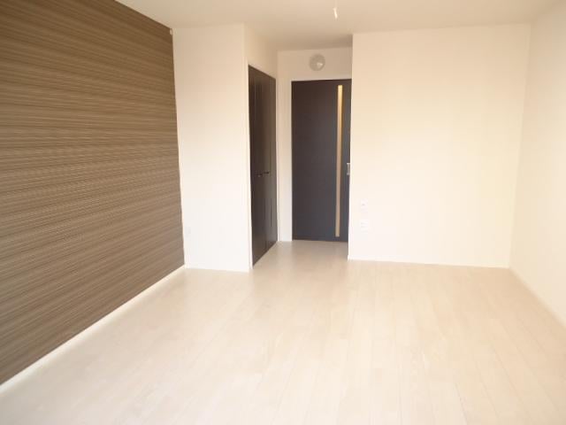 物件内観写真9　(洋室)