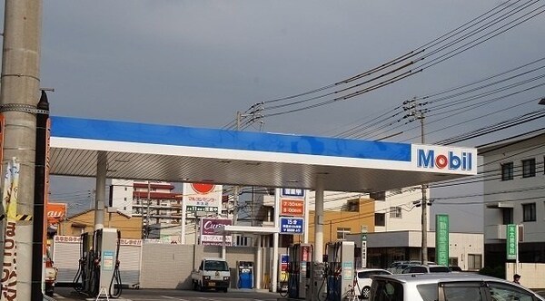 周辺環境(ガソリンスタンドさんまで750m)