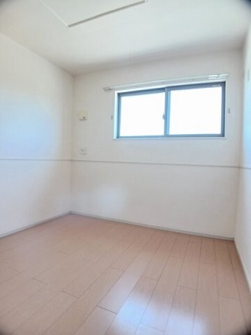 物件内観写真12　(内装もきれいです)